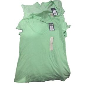 Universal thread Green V-Neck Women's Top and green crop top bundle